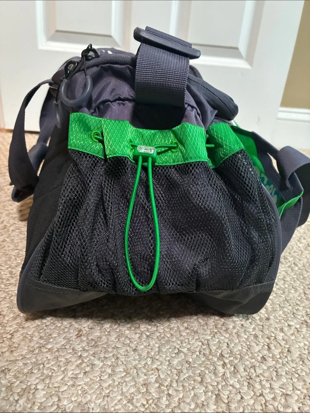 NWOT Nike Duffel bag